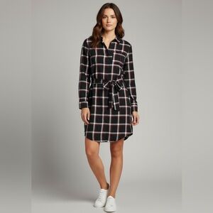 Francesca’s Women’s Black Plaid Dress L